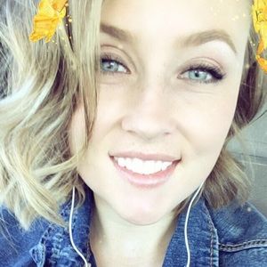 Meet your Posher, Leandra